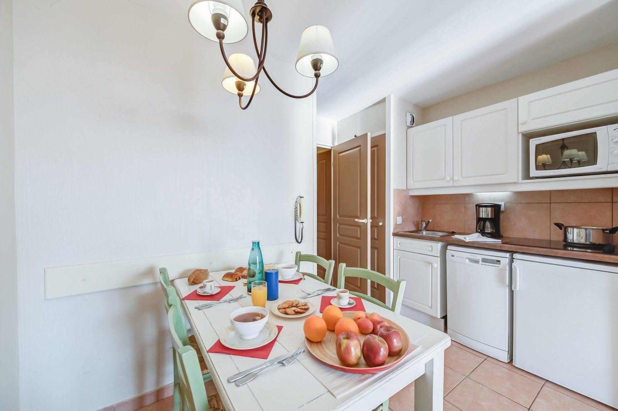 Les Rivages - Appartement Vue Mer Imprenable-Piscine Six-Fours-les-Plages Bagian luar foto